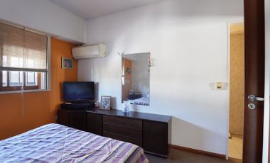 VENTA CASA 5 AMB COGHLAN COCHERA PATIO Y QUINCHO