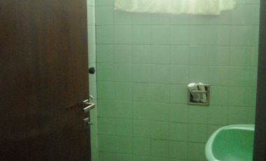 Casa en alquiler en Moron Sur