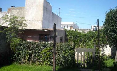 Casa en alquiler en Moron Sur