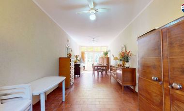 CASA 3 AMBIENTES CON COCHERA Y PARQUE EZPELETA