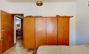 CASA 3 AMBIENTES CON COCHERA Y PARQUE EZPELETA