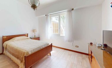 CASA 3 AMBIENTES CON COCHERA Y PARQUE EZPELETA