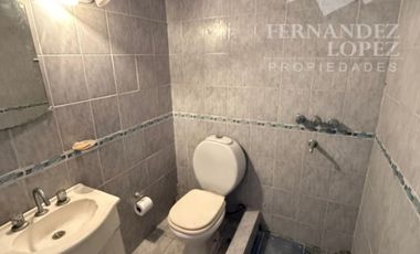 Casa con Departamento en venta en Quilmes Oeste