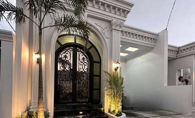 Rumah Townhouse Minimalis Design American Classic di Jagakarsa