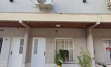 Venta Duplex 3 ambientes-San Miguel-Apto Credito