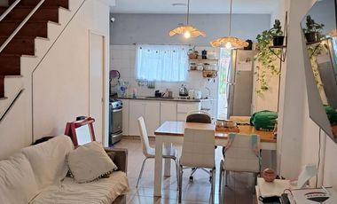 Venta Duplex 3 ambientes-San Miguel-Apto Credito