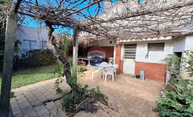 VENTA CASA 4 AMB CON COCHERA Y QUINCHO DON BOSCO