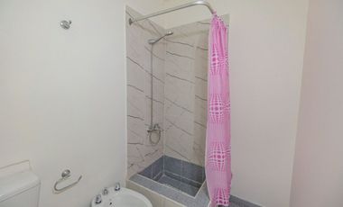 CASA + DPTOS EN VENTA EN TEMPERLEY