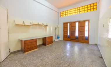 CASA + DPTOS EN VENTA EN TEMPERLEY