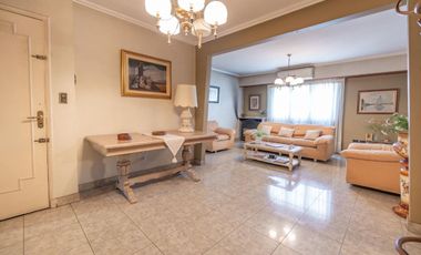 CASA + DPTOS EN VENTA EN TEMPERLEY