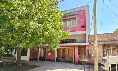 CASA + DPTOS EN VENTA EN TEMPERLEY