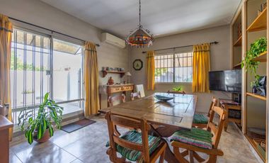 CASA + DPTOS EN VENTA EN TEMPERLEY