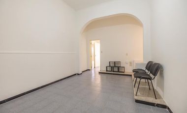 CASA + DPTOS EN VENTA EN TEMPERLEY