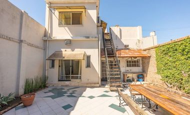 CASA + DPTOS EN VENTA EN TEMPERLEY