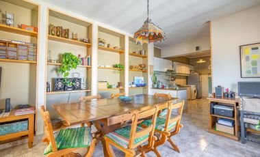 CASA + DPTOS EN VENTA EN TEMPERLEY