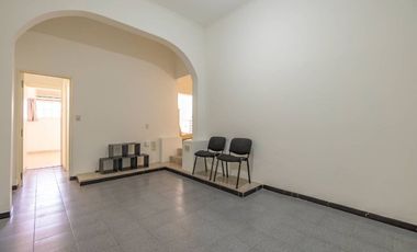 CASA + DPTOS EN VENTA EN TEMPERLEY