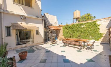CASA + DPTOS EN VENTA EN TEMPERLEY