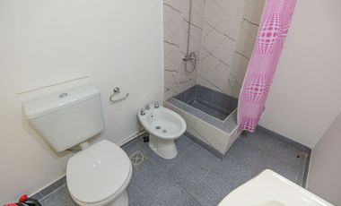 CASA + DPTOS EN VENTA EN TEMPERLEY