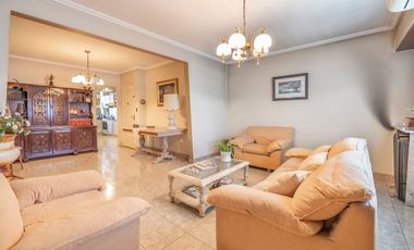 CASA + DPTOS EN VENTA EN TEMPERLEY