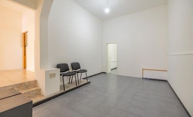 CASA + DPTOS EN VENTA EN TEMPERLEY
