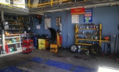 Excelente oportunidad!!! Se vende Lubricentro con inmueble