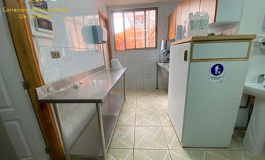 Se Arrienda hermoso hostal, en pleno centro de  Calama