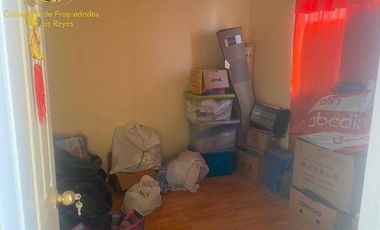 Restaurant y casa en avenida Camarones