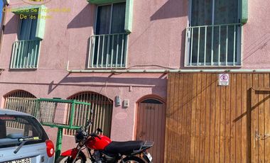 Se vende propiedad, edificio de 2 pisos, en o'higgins, Calama.