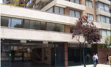 Se vende departamento en Santiago.