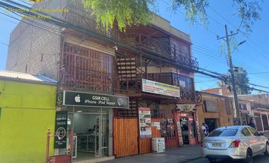 Se vende local comercial en Pleno centro de Calama, Calle Vargas.