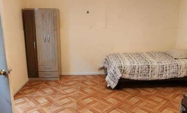 Se arrienda amplia residencial para empresa, en Calle Dinamarca Calama.