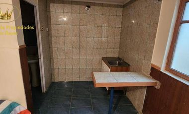 Se arrienda amplia residencial para empresa, en Calle Dinamarca Calama.