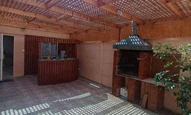 En Venta Casa en Condominio Raulí, sector Jardines del Norte Antofagasta.