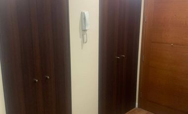 Se vende departamento ubicado en Edificio Abaroa, centro de Calama.