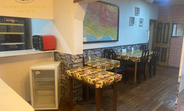 Se vende Casa y local comercial ubicado en Abaroa, pleno centro de Calama.