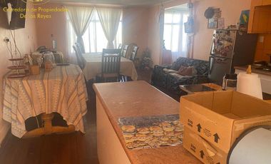 Se vende casa de 2 niveles con negocio de abarrotes, calle talca, Calama.