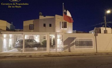 Se vende propiedad ubicada en Villa Los Salares, ciudad de Calama.