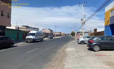 Se vende propiedad con local comercial ubicada en Vicuña Mackenna, Calama.