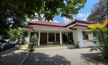 Dijual rumah lokasi pinggir jalan propinsi dekat pasar nusukan solo