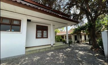 Dijual rumah lokasi pinggir jalan propinsi dekat pasar nusukan solo