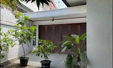 Dijual rumah lokasi pinggir jalan propinsi dekat pasar nusukan solo