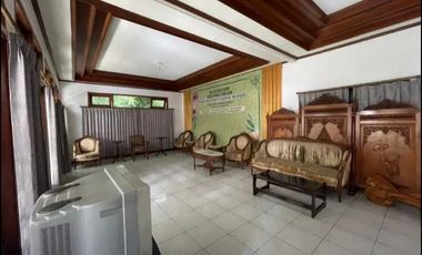 Dijual rumah lokasi pinggir jalan propinsi dekat pasar nusukan solo