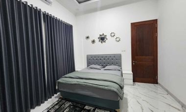 DISEWA RUMAH TAHUNAN 2 LANTAI KOLAM RENANG BISA SURVEY SENTUL SSR860