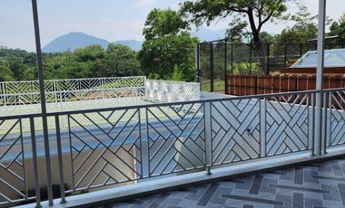 DISEWA RUMAH TAHUNAN 2 LANTAI KOLAM RENANG BISA SURVEY SENTUL SSR860