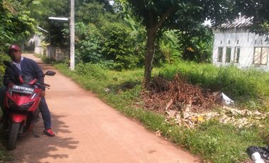 Dijual Tanah Darat SHM pinggir jalan dekat Gerbang Komplek Setu Bekasi