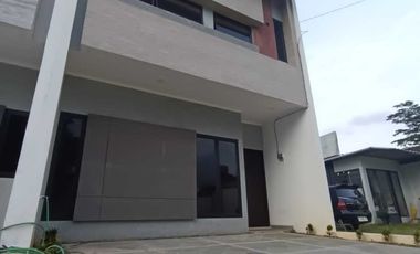 Rumah Di Jatiasih Akses 2 Mobil Tanpa DP Free Biaya²