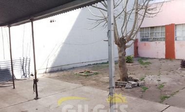 Alquiler Casa en Ramos Mejía  Solo Uso Comercial