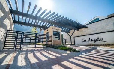 Casa Amueblada en renta en Privada los Angeles, santa catarina.