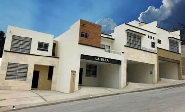 Casa Amueblada en renta en Privada los Angeles, santa catarina.