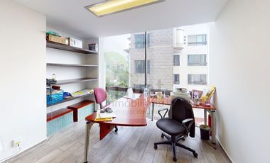 Oficinas en Venta en Jardines en la Montaña Zona Pedregal 11 Autos 210m2